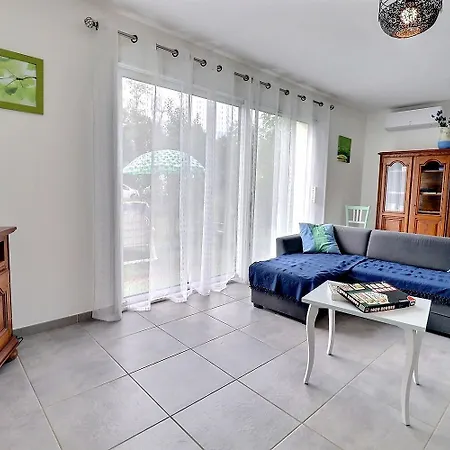 בית נופש Maison Chaleureuse Sud Ardeche *
